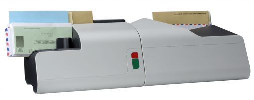 Automatischer Brieföffner IM-16 Totalansicht mit Kuverts